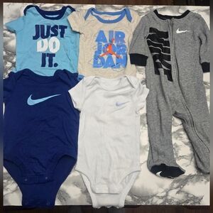 Nike Baby Bodysuit & Romper Set in Blue, Light Blue, White, Gray